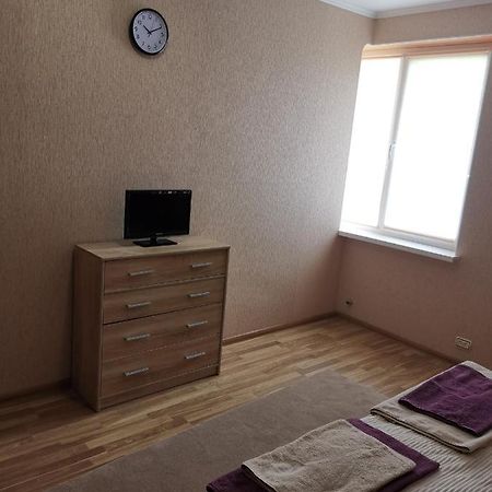 Номер В Приватному Будинку Morșîn Exterior foto