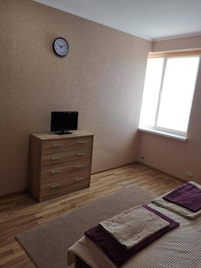 Номер В Приватному Будинку Morșîn Exterior foto